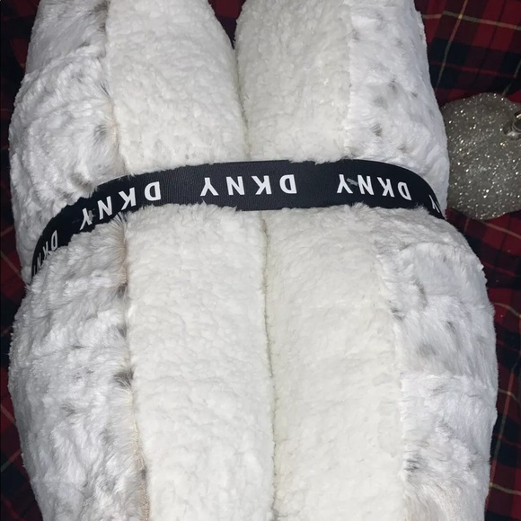 dkny snow leopard pillow